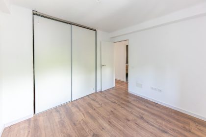 8807ec2d5e0246bffe08b5f54e17565d - 16