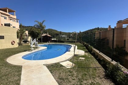 882057c0b2c5a9746d1dfd821630de19 - 50