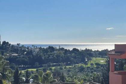 884abcaf72781c6268a60e769a21cc0e - 1