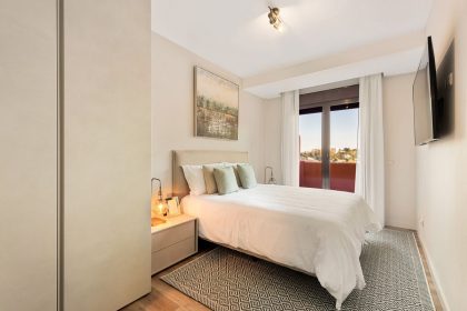 884abcaf72781c6268a60e769a21cc0e - 10