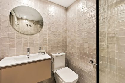 884abcaf72781c6268a60e769a21cc0e - 12