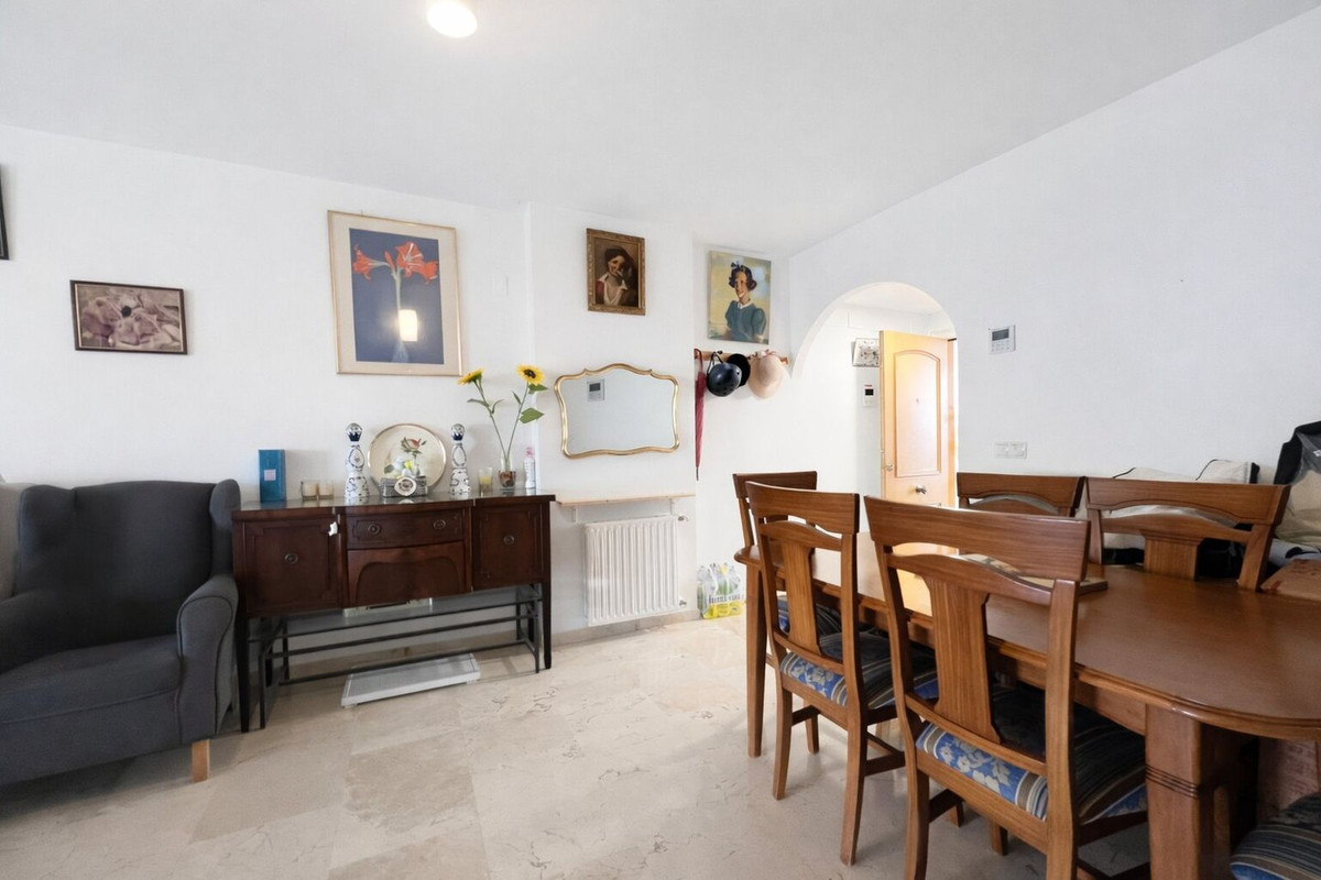 8868ea9078f2f9079e63bf7eb8375a93 - 7