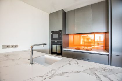 88948f53e9e30532cdf58b817cc53ae4 - 12