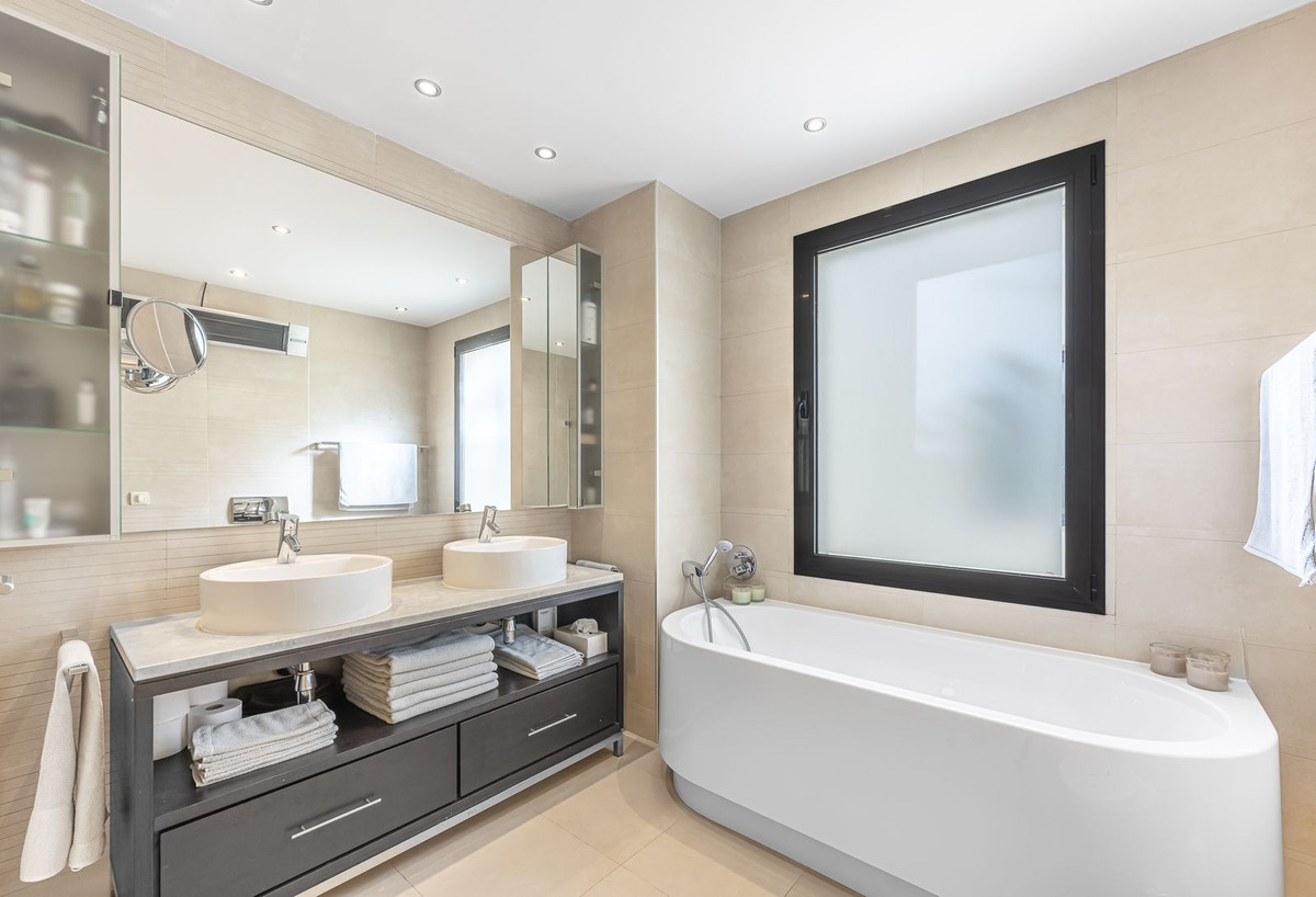 88caa3a7a2a2a3c97d02599f4ae031bb - 8