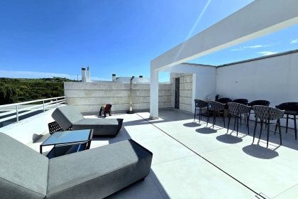 88e46c794c108cccd4c11a56c812a064 - 18