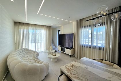 88e46c794c108cccd4c11a56c812a064 - 5