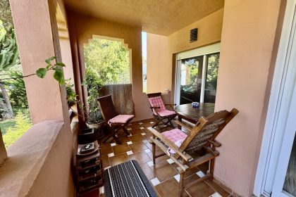 894e9a8d5eb14bb6f14c3e2679bff146 - 3