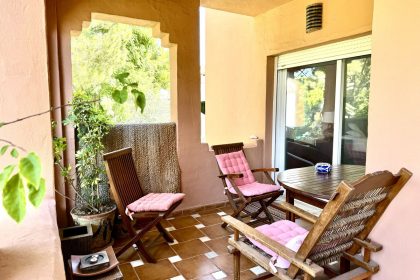 894e9a8d5eb14bb6f14c3e2679bff146 - 4