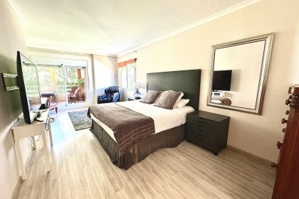 894e9a8d5eb14bb6f14c3e2679bff146 - 8