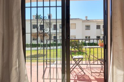 89cbb9e418caf443af04392c1c5b28f2 - 12