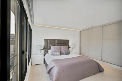 89d8fbe48e9e4d23e92821b7515528a1 - 11