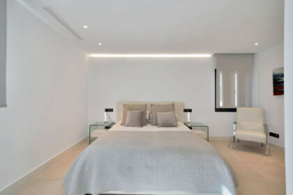 89d8fbe48e9e4d23e92821b7515528a1 - 15