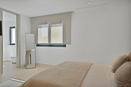 89d8fbe48e9e4d23e92821b7515528a1 - 16