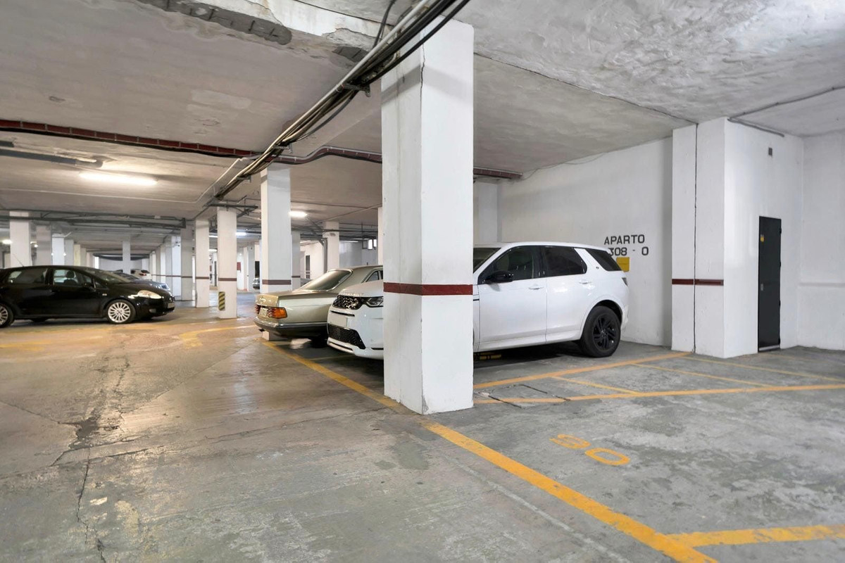 89d8fbe48e9e4d23e92821b7515528a1 - 20