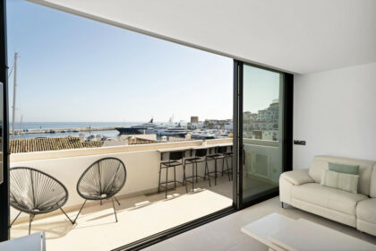 89d8fbe48e9e4d23e92821b7515528a1 - 4