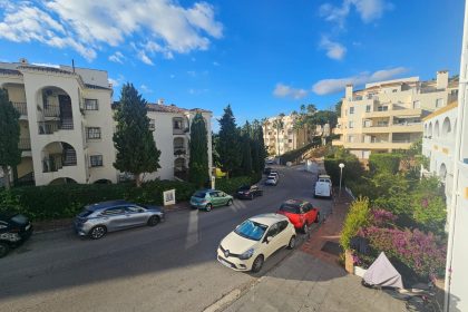 8b44313243cafb6638d95597ef2027bd - 12