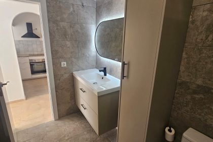 8b44313243cafb6638d95597ef2027bd - 8