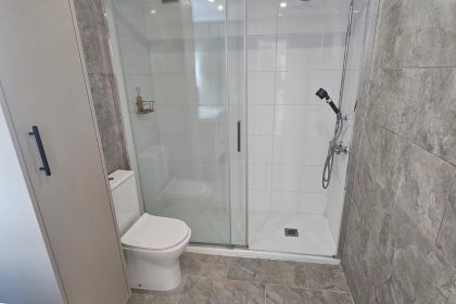 8b44313243cafb6638d95597ef2027bd - 9