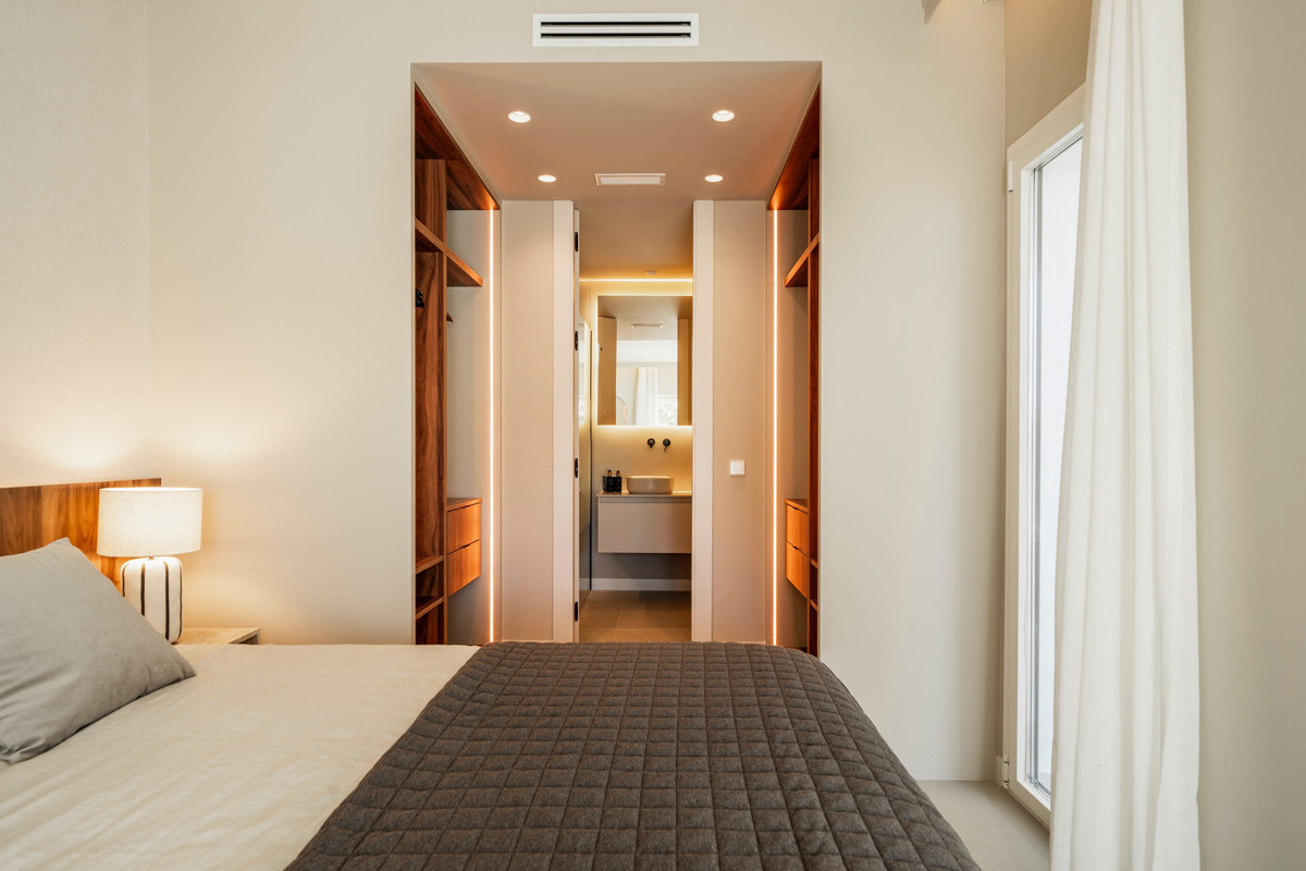 8b5dd24448b4f3f57a3d37611427fa4d - 20