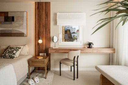 8b5dd24448b4f3f57a3d37611427fa4d - 32