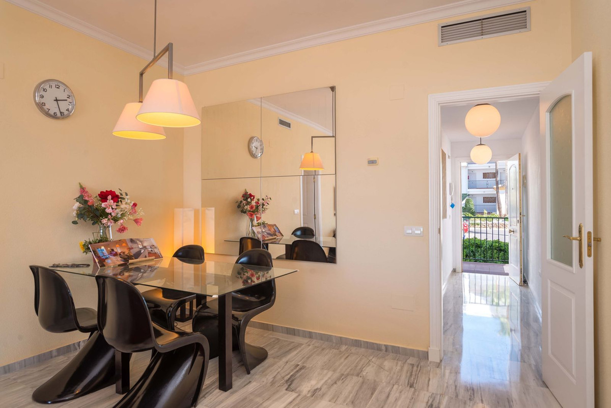 8b6b9b7584421bd4641d675272680b96 - 2