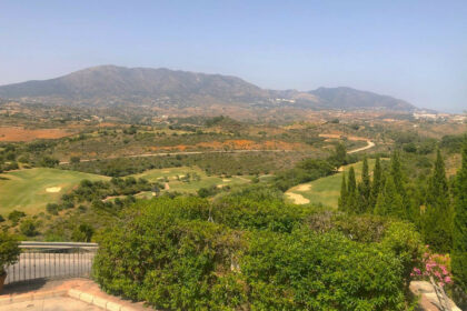 8b8d5f8be6885dfc5e73b1bbc94eae48 - 50