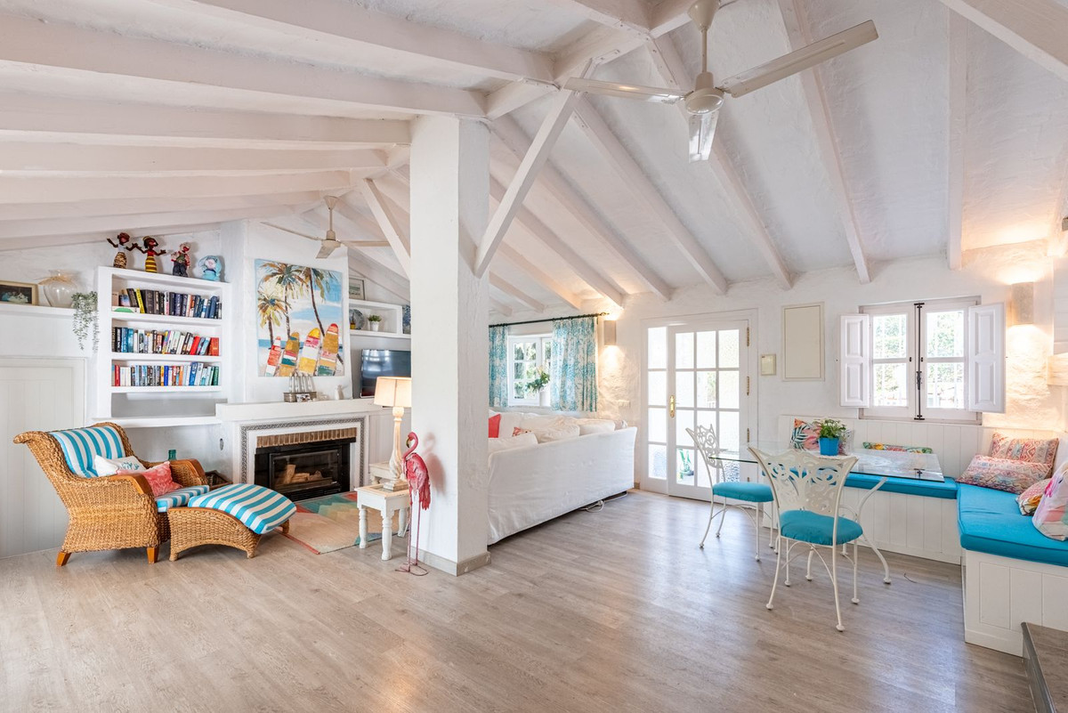 8ba9edb710b3a0a2d8e459d4c78fc208 - 2