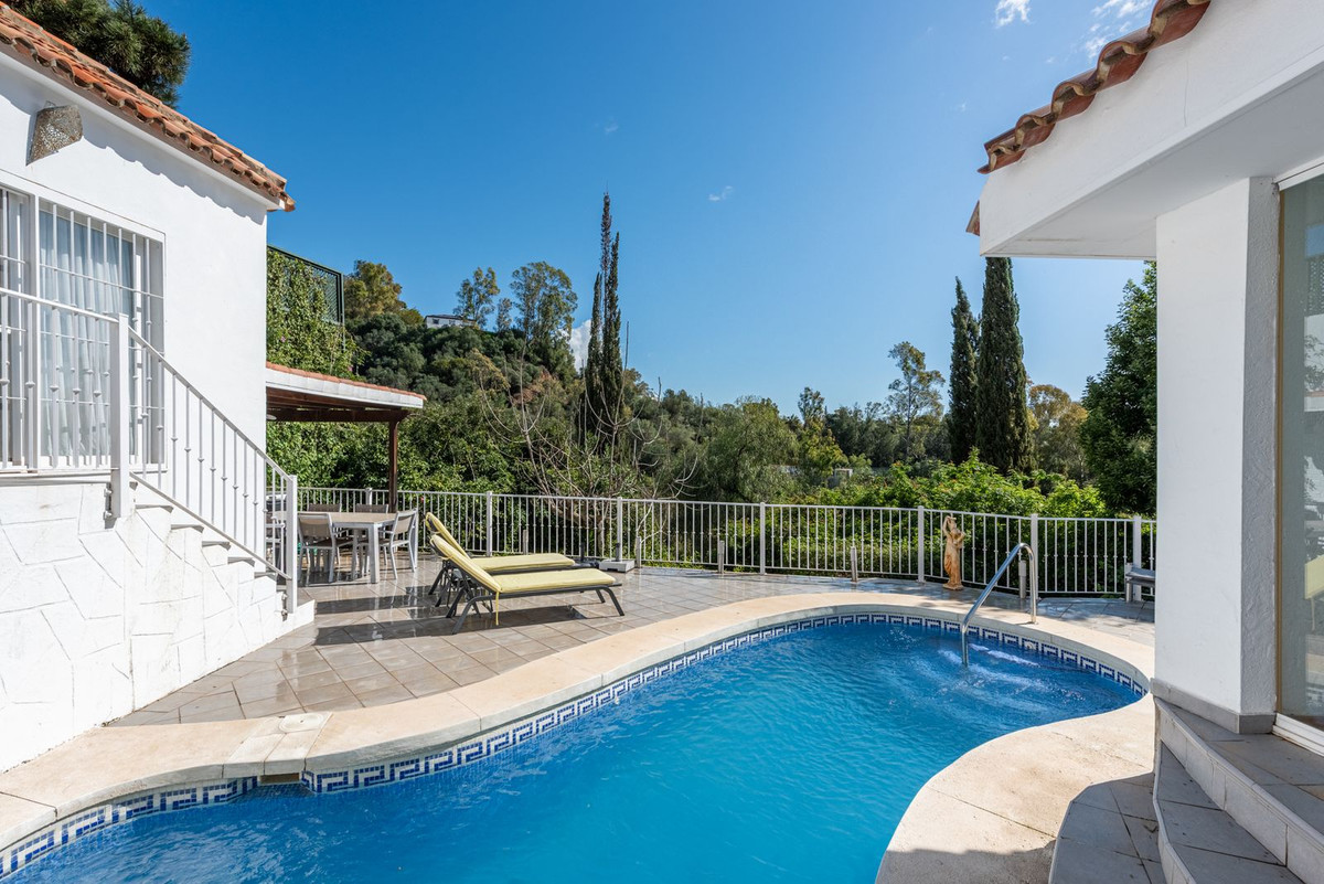 8ba9edb710b3a0a2d8e459d4c78fc208 - 28