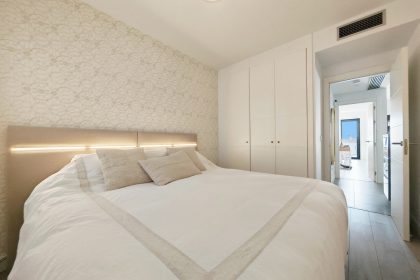 8bf7ad4a69b7a013674bd5bc511fed1f - 15