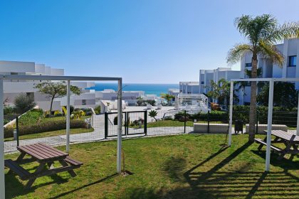 8bf7ad4a69b7a013674bd5bc511fed1f - 19