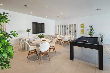 8bf7ad4a69b7a013674bd5bc511fed1f - 25