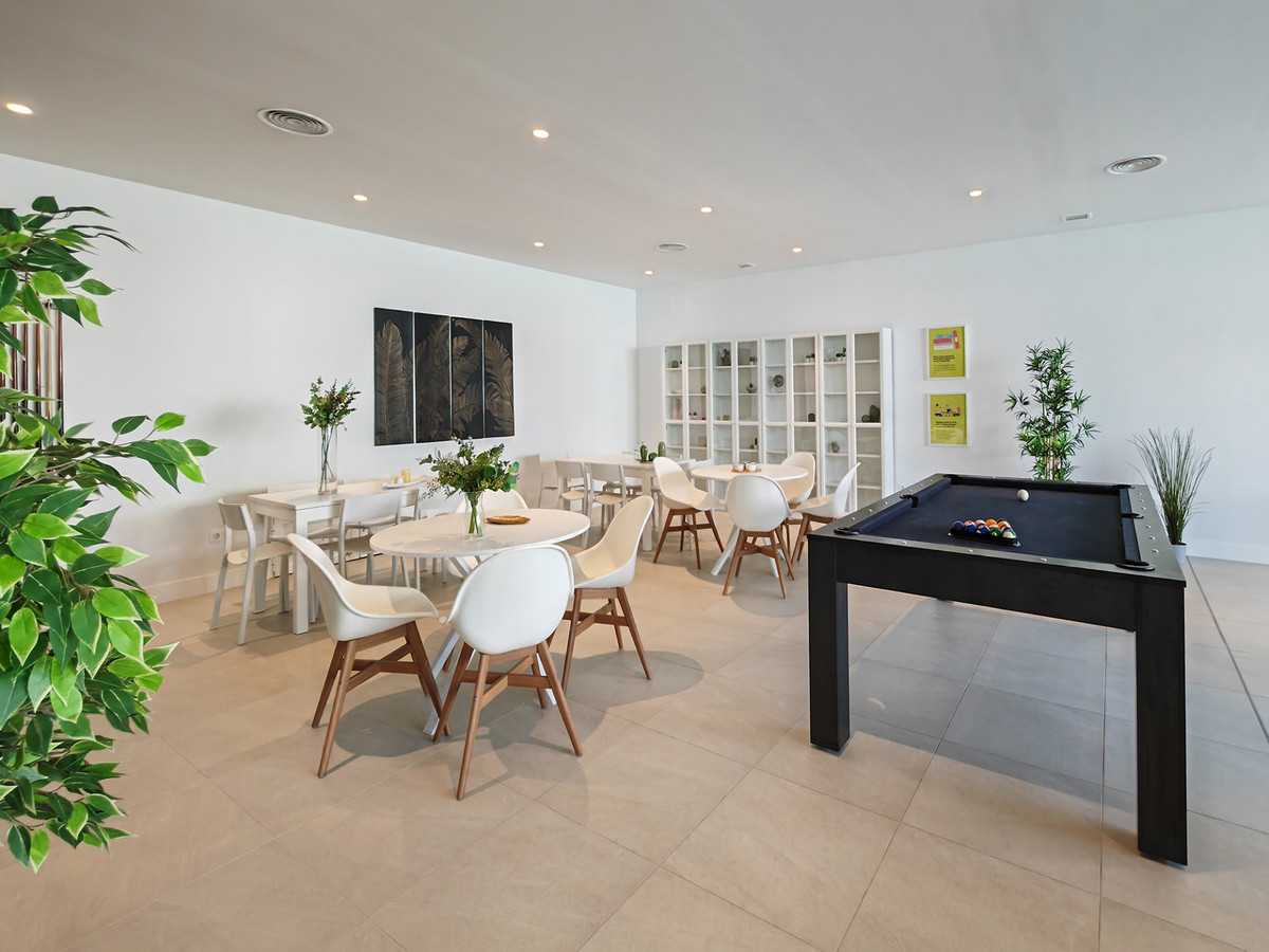 8bf7ad4a69b7a013674bd5bc511fed1f - 25