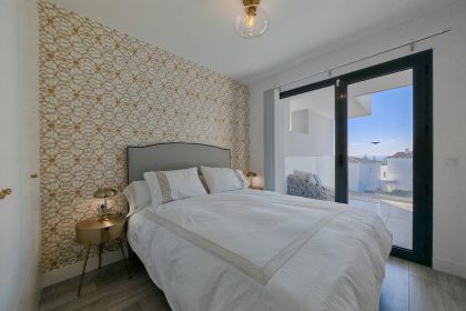 8bf7ad4a69b7a013674bd5bc511fed1f - 9