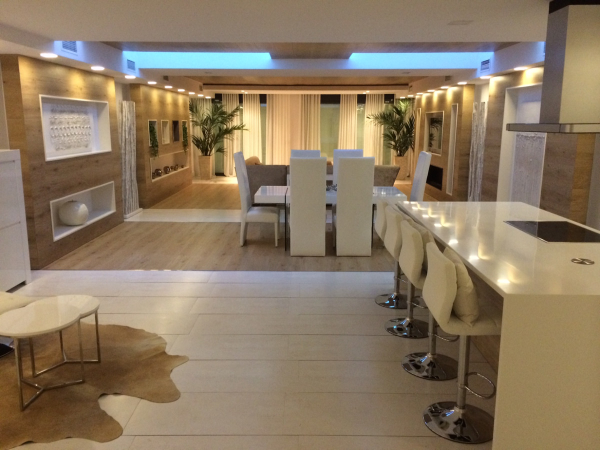 8c1a8e6e26cf0b4efd2246e9cd5deaab - 22