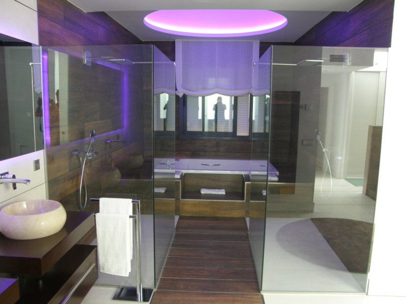 8c1a8e6e26cf0b4efd2246e9cd5deaab - 23