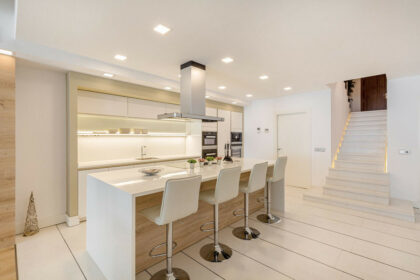 8c1a8e6e26cf0b4efd2246e9cd5deaab - 7