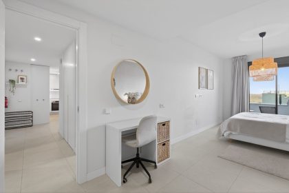 8c4b4095f79c28807c408c3e8bac9661 - 17