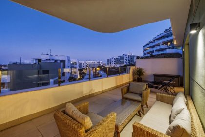 8c4b4095f79c28807c408c3e8bac9661 - 27