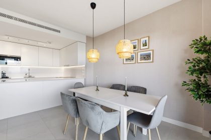 8c4b4095f79c28807c408c3e8bac9661 - 37