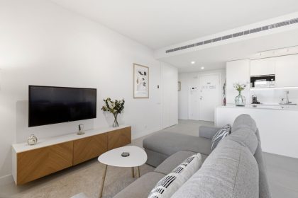 8c4b4095f79c28807c408c3e8bac9661 - 38