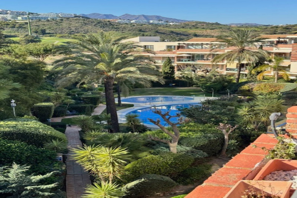 8c59ae277ea91c12e829b76fef4c0da1 - 32