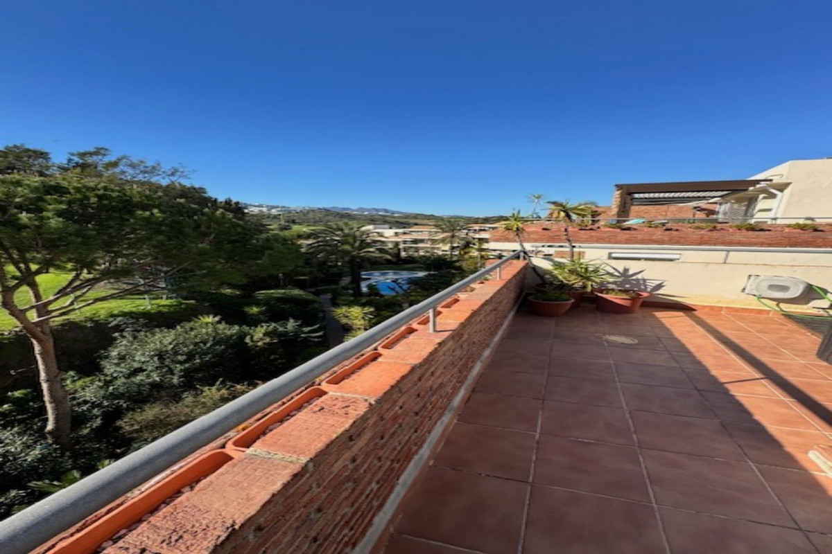 8c59ae277ea91c12e829b76fef4c0da1 - 33