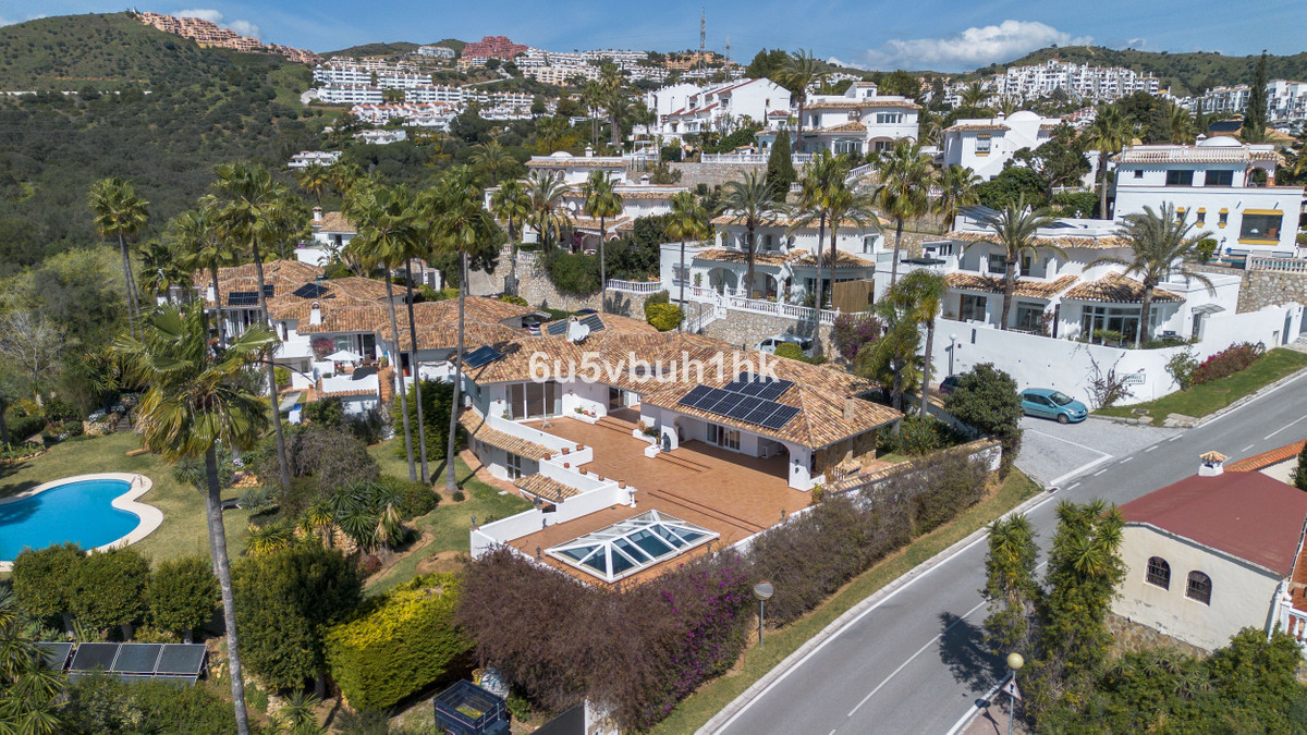 8c70d0e951ad229303e1490e7c362eed - 33