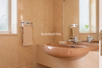 8c70d0e951ad229303e1490e7c362eed - 41