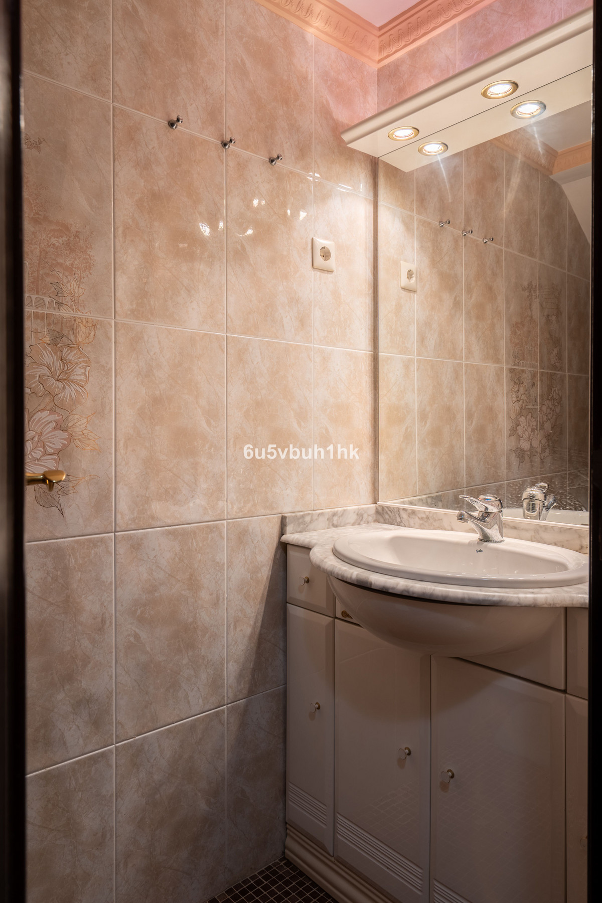 8c70d0e951ad229303e1490e7c362eed - 48