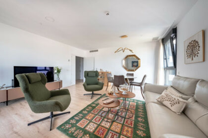 8d229d7182b2d00af12177b44c3d5af8 - 2