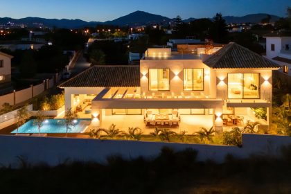 8d854deb379a030b30867b7ef2399334 - 1