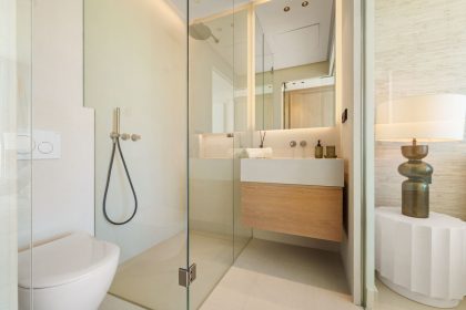 8d854deb379a030b30867b7ef2399334 - 16