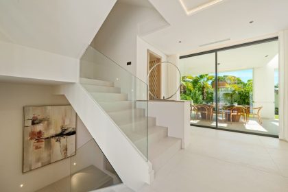 8d854deb379a030b30867b7ef2399334 - 20