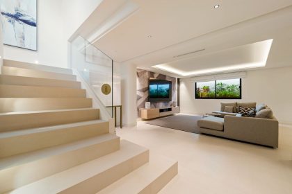 8d854deb379a030b30867b7ef2399334 - 21